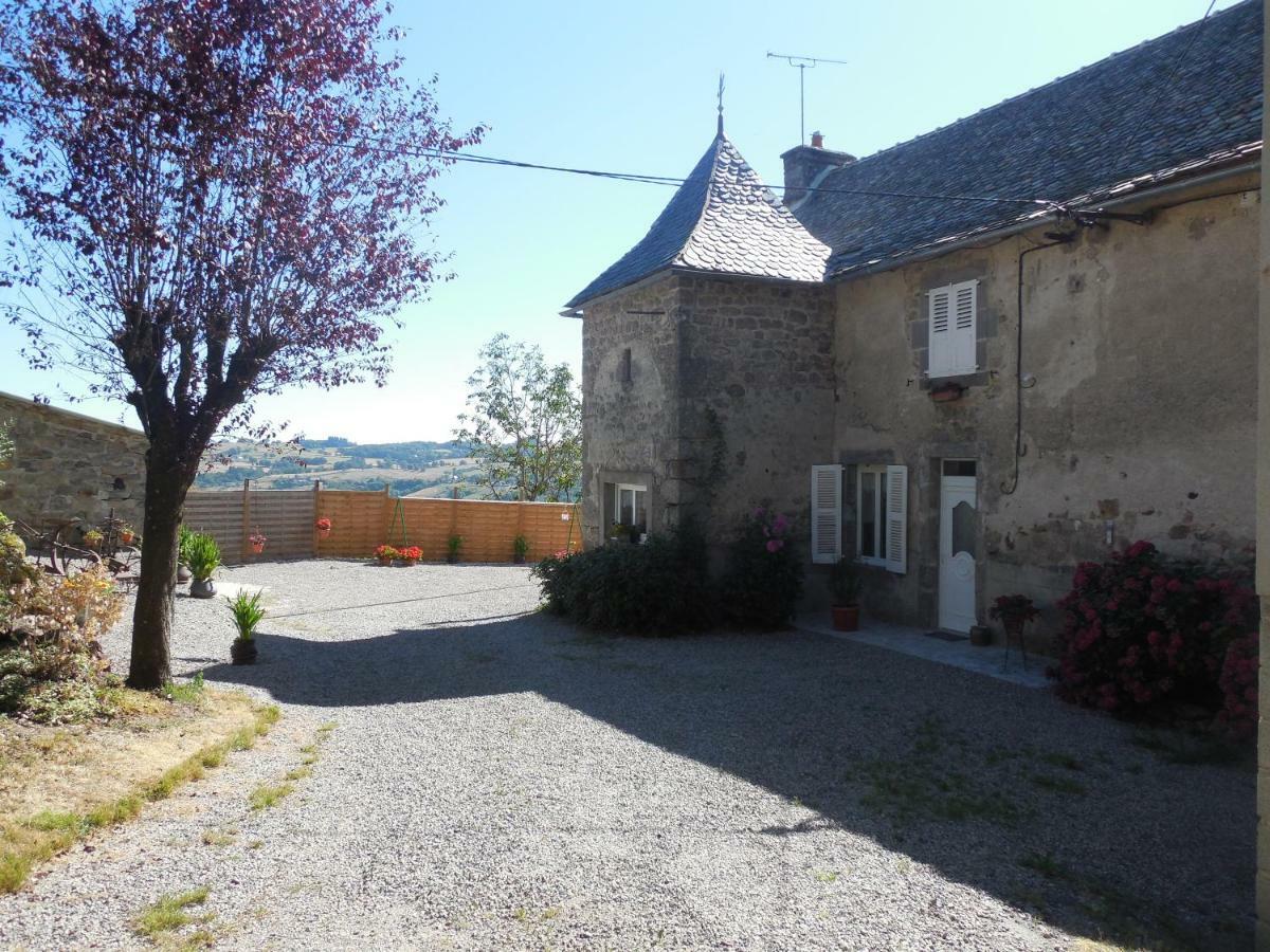 Gite De Carbonies Saint-Félix-de-Lunel Eksteriør billede